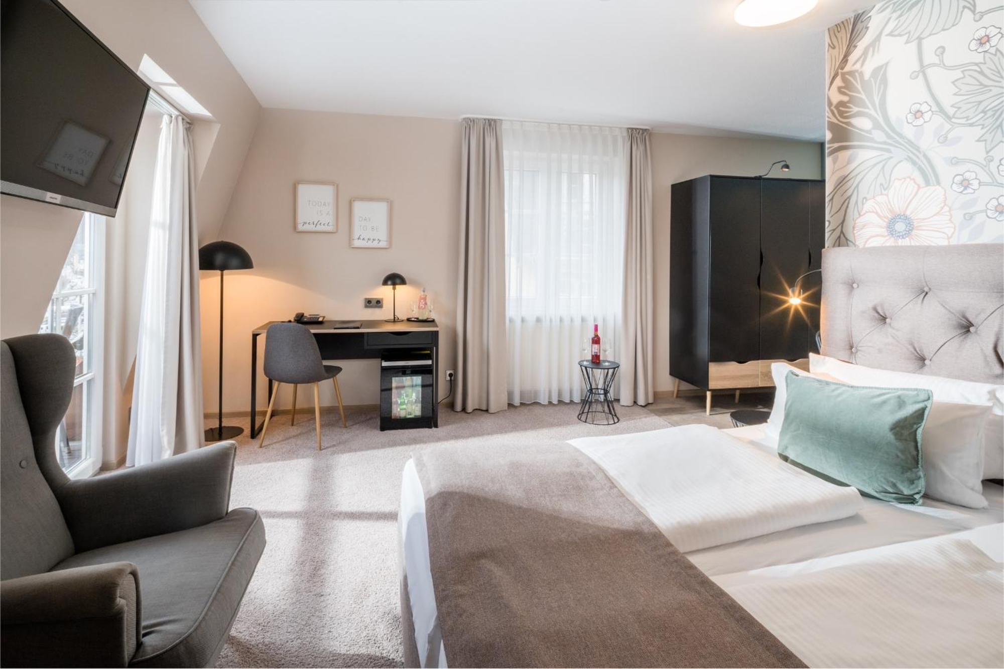 Hotel Germania Κόχεμ Εξωτερικό φωτογραφία